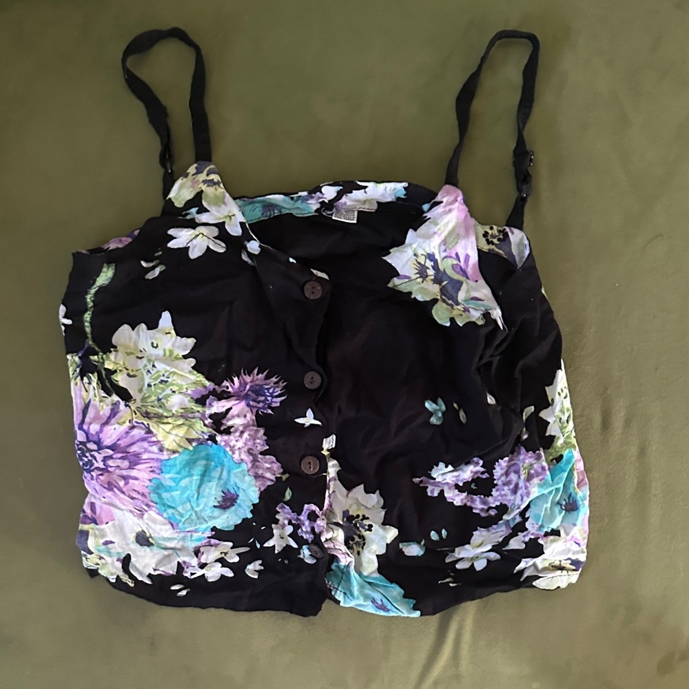 Floral Button-Up Crop Top hecho a mano